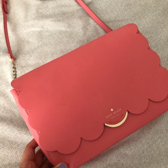 kate spade Handbags - SOLD 🟡Kate Spade Scallop Bag